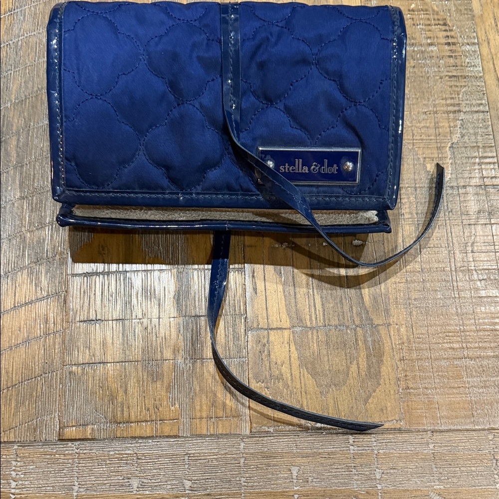 Stella & Dot Navy Quilted Jewelry Bag